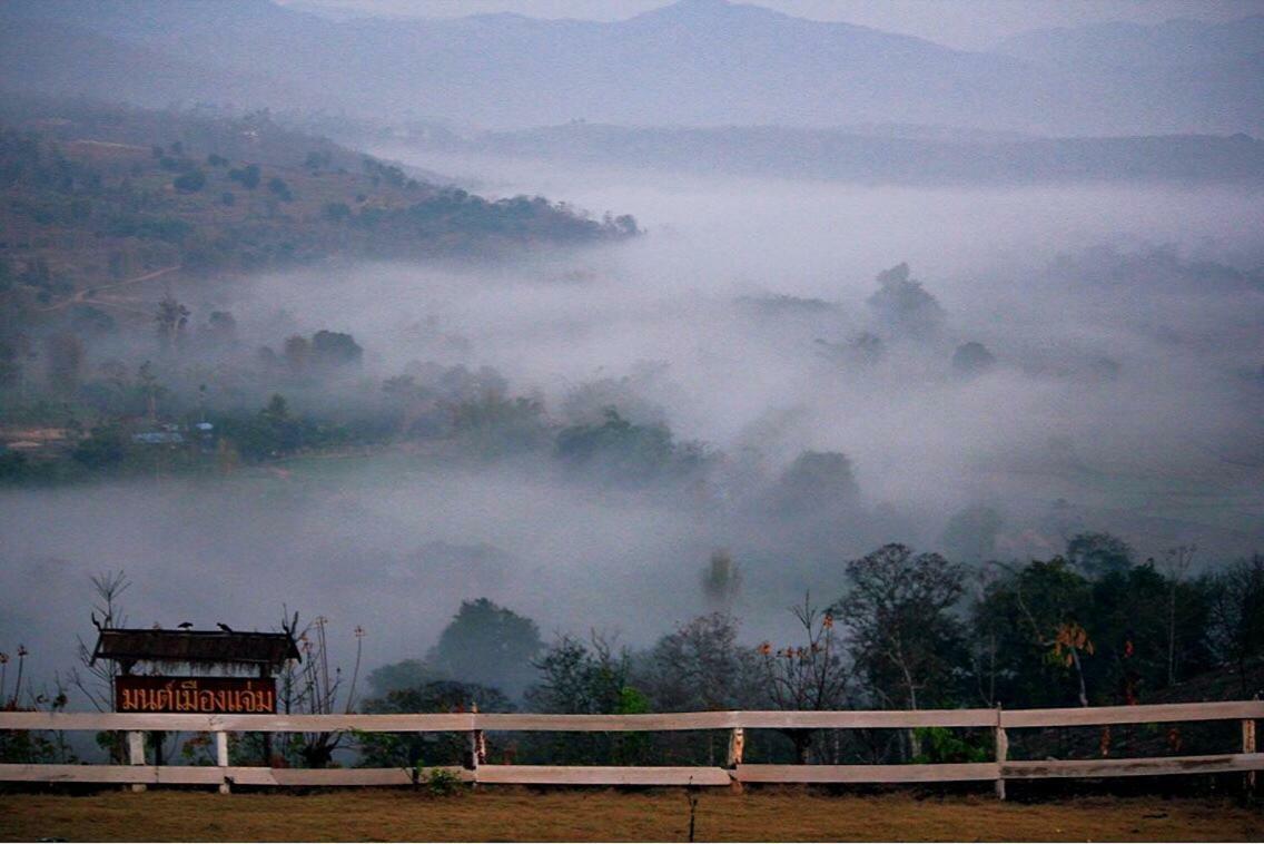 มนต์เมืองแจ่ม Hotel Mae Chaem Buitenkant foto